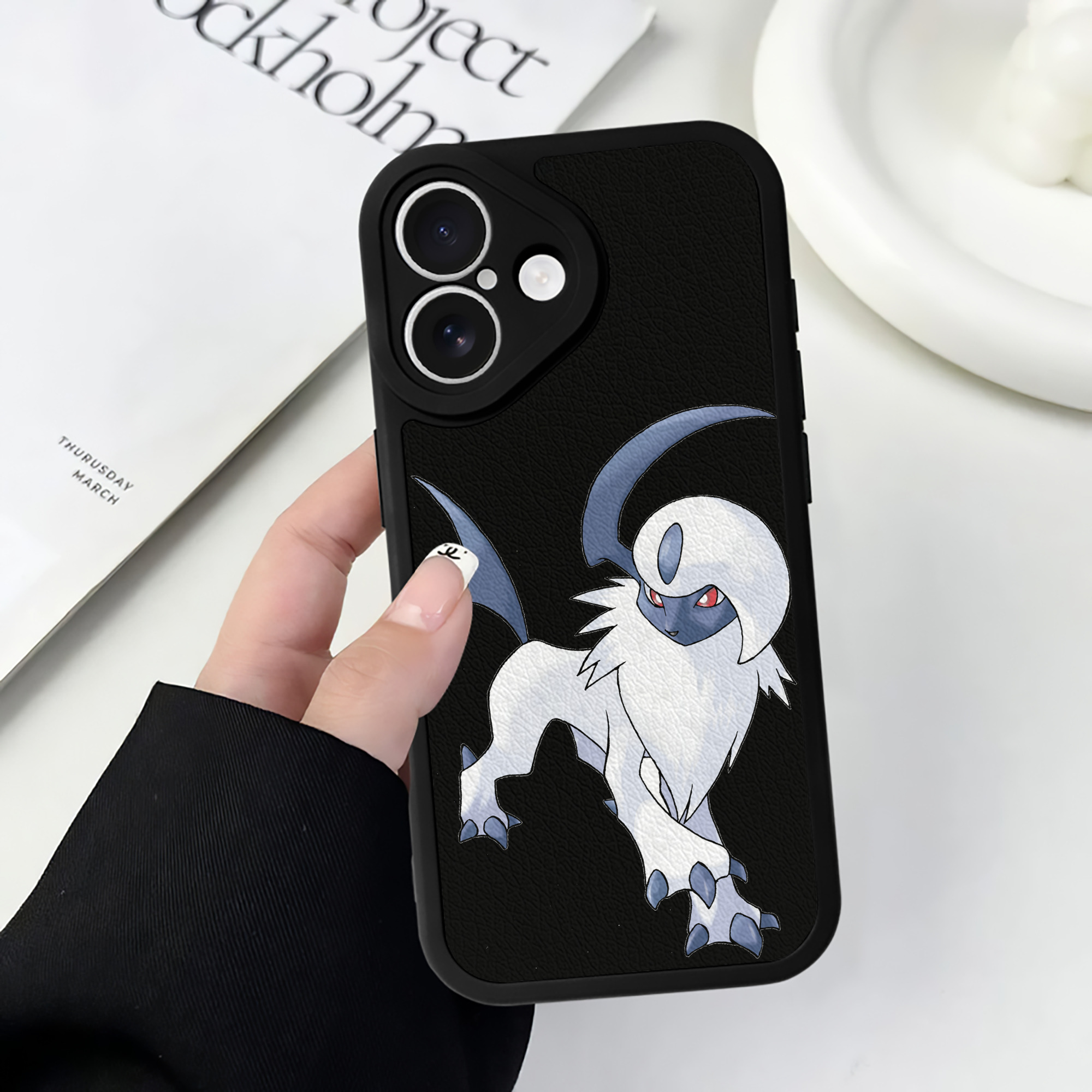 （画像用） ポケットモンスター Pokémon 【iPhone 16シリーズ対応】シリコンスマホケース（レザー調） 材質：シリコン